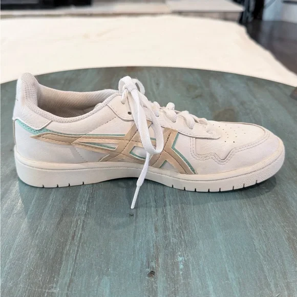 SICS Women’s Size 6 White Gel Sneakers Casual Lace Up Athletic Shoes - Picture 7 of 12